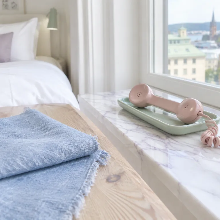 How to use the amerikalinjen com phone number for a refined historic stay in Oslo